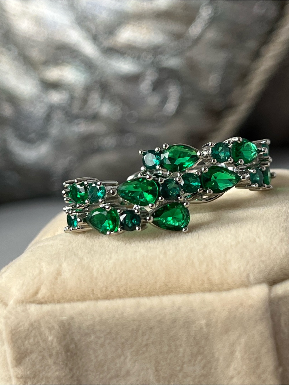 Emerald Green Crystal 💚 Teardrop Multi-Stone Hoop S925 Earrings, NWOT